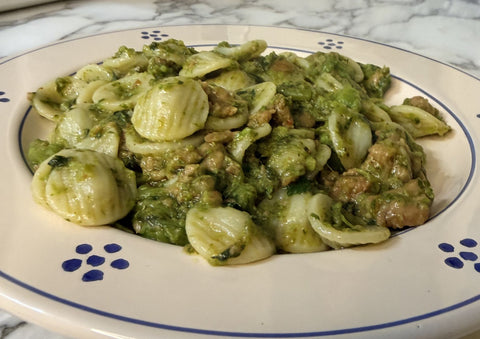 Orecchiette con Cime di Rapa e Salsiccia Vegana